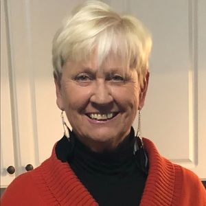 Meet your Posher, Debra